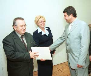 Wicemarszaek K. Kutz, senator C. Christowa i minister N. Swinarow